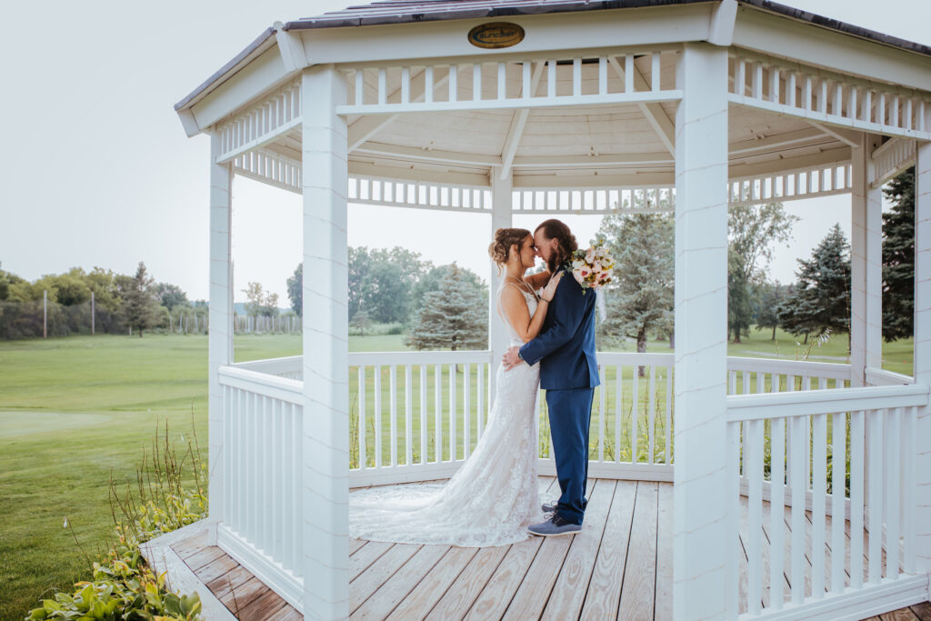 Michigan bridal photography Lansing outdoor session